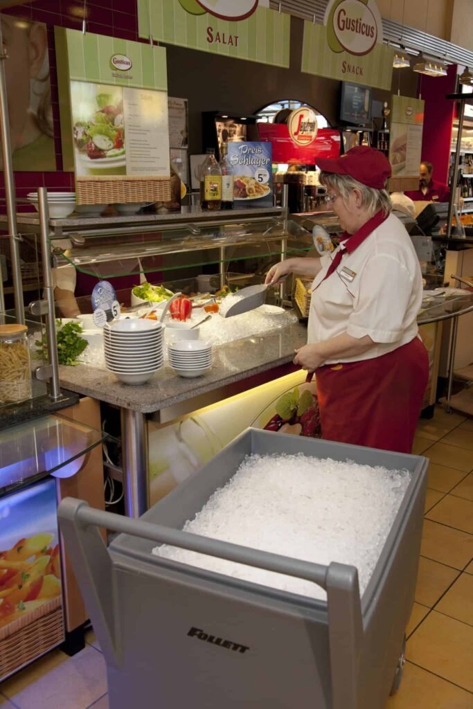 Salatbar-rasteplads-Wessamat-brudis