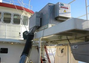 RVE-2S-maja-skaelismaskine-på-fiskekutter